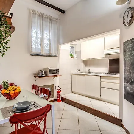 Trastevere - Stylish Good Vibes * Rzym